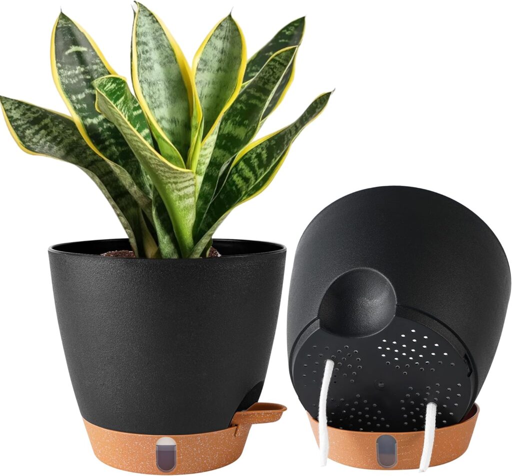 Indoor watering planters